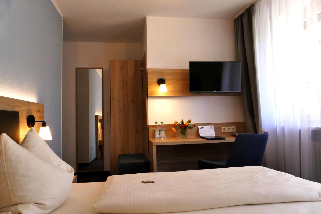 Grafing Hasi'S Hotel מראה חיצוני תמונה