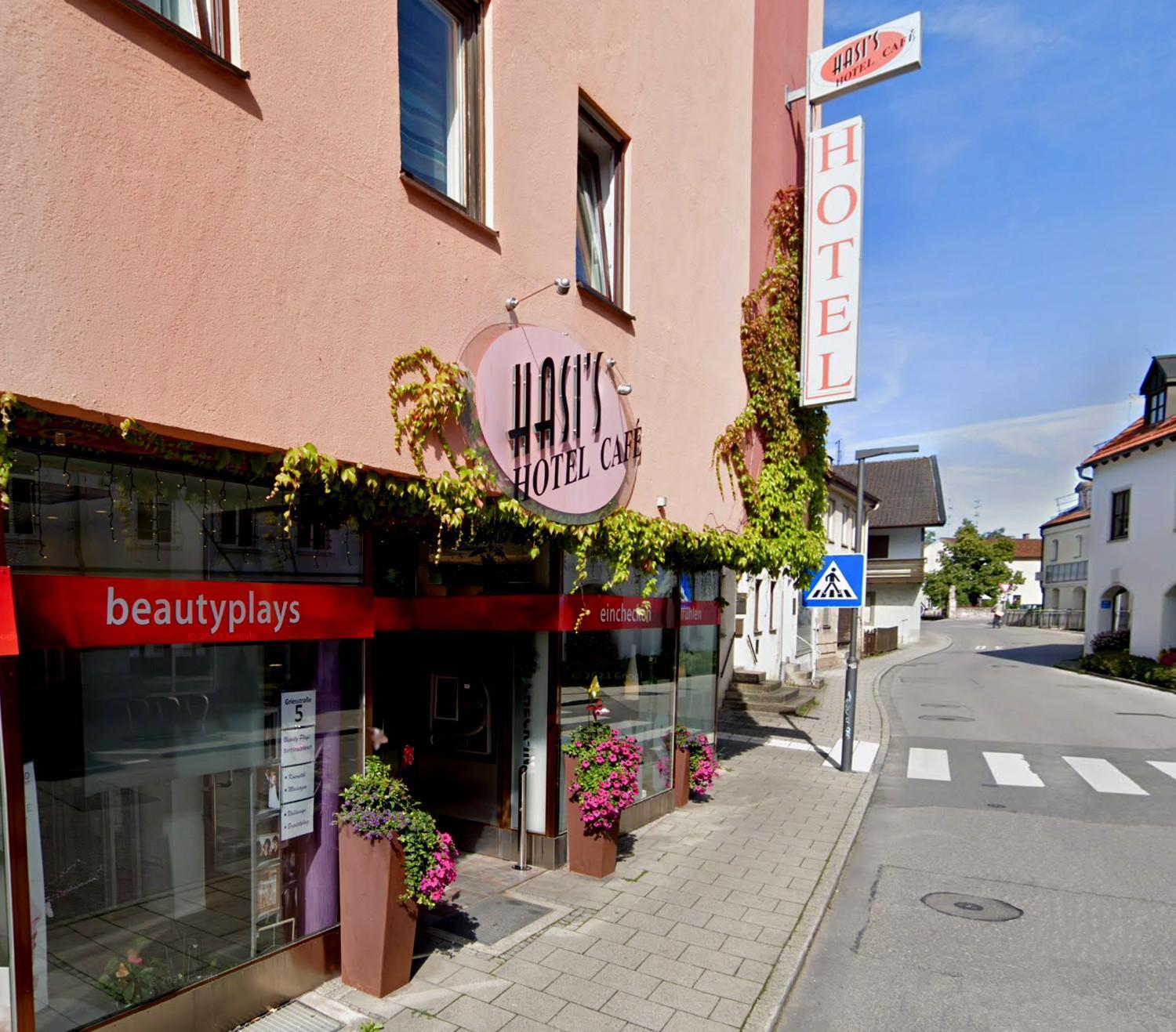 Grafing Hasi'S Hotel מראה חיצוני תמונה